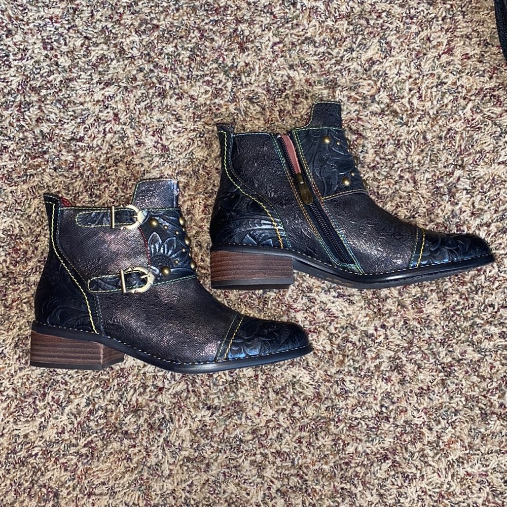 L’Artiste black womens boots size 7